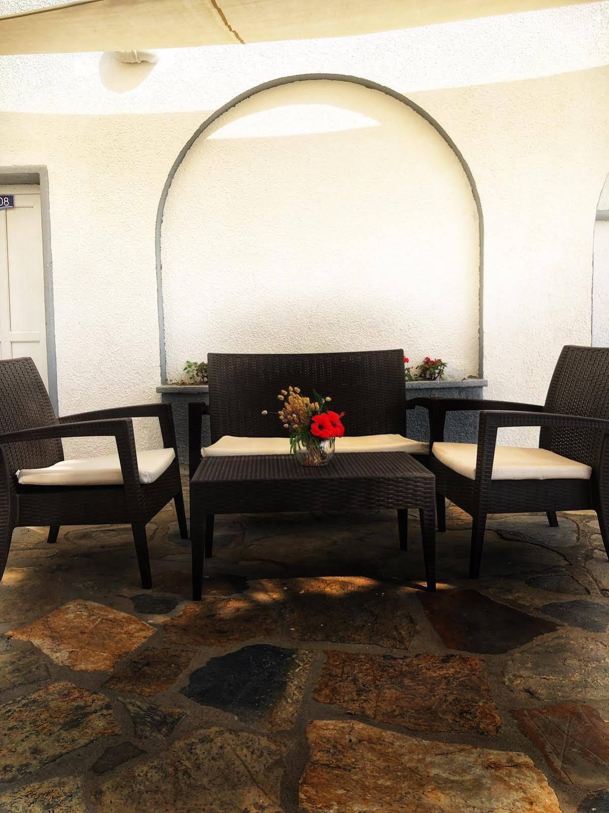 Eles Otel アキアーラ エクステリア 写真