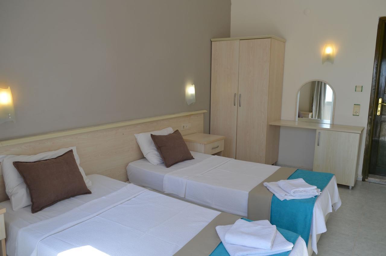 Eles Otel アキアーラ エクステリア 写真